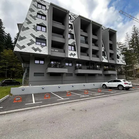 Bjelasnica Family Peak Monti Apartamento