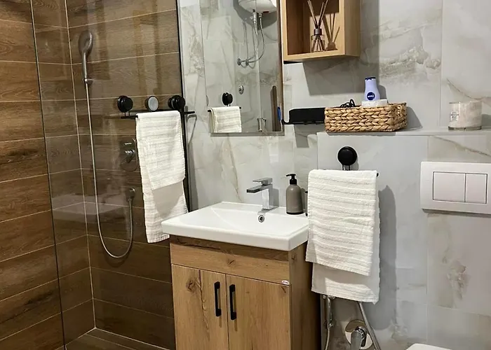 Bjelasnica Family Peak Montis, Bjelasnica * Babin Do